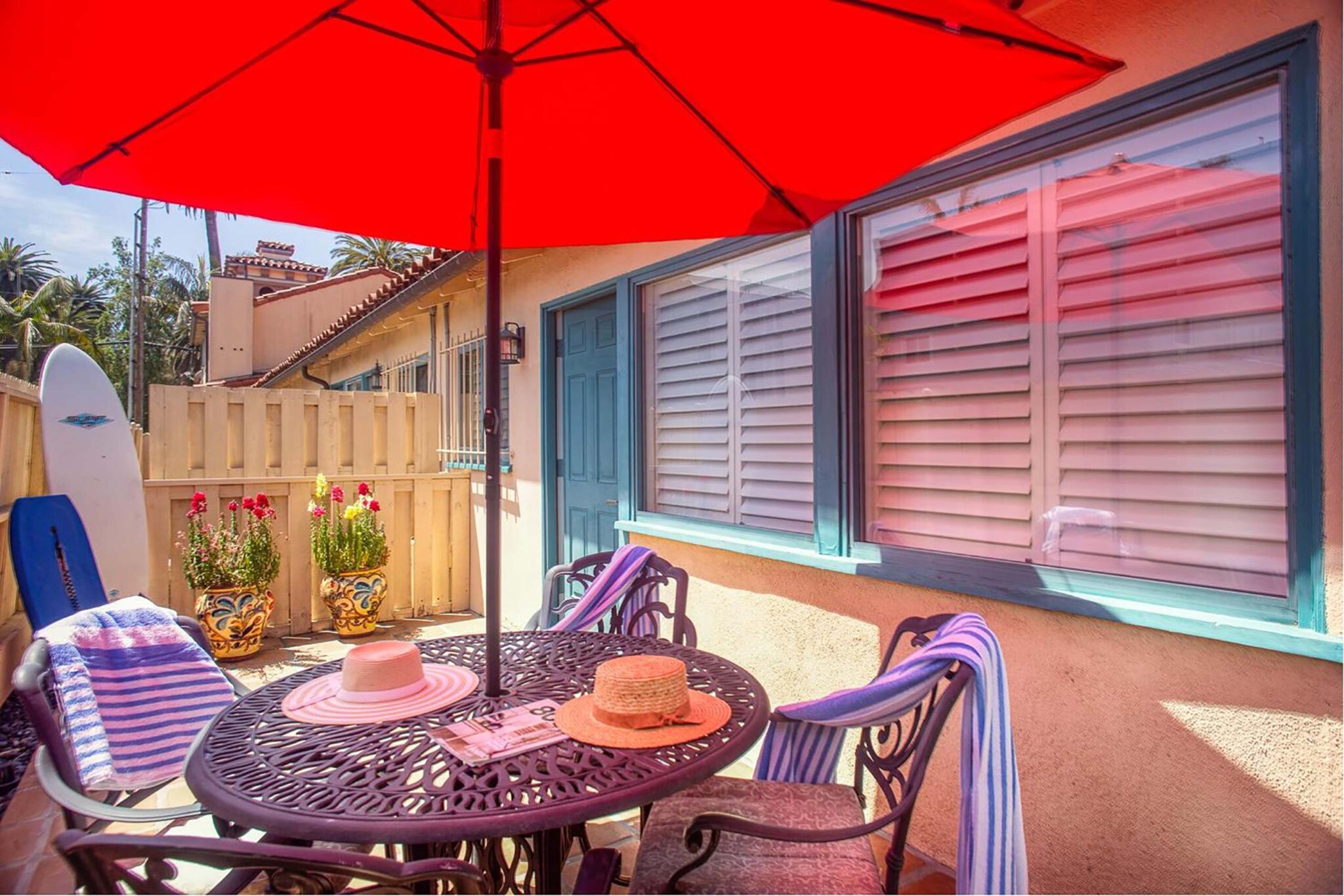 Castillo Inn at The Beach: Beachside Hotel in Santa Barbara