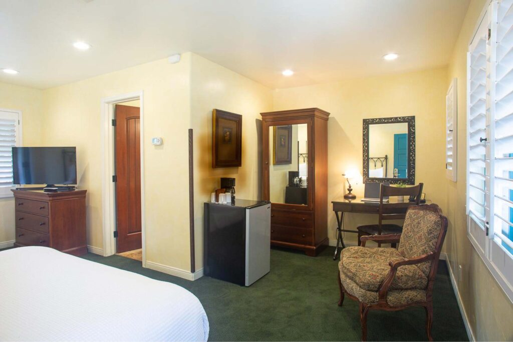 Photo Gallery | Castillo Inn at the Beach – Santa Barbara Hotel